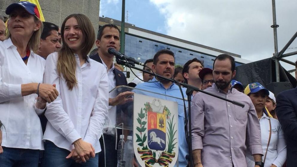 Guaidó volvió a Venezuela, le agradeció a los países que lo apoyaron y anunció una nueva manifestación.