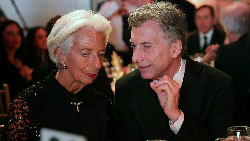 Christine Lagarde y Mauricio Macri durante una antigua reunión. (Imagen de archivo)