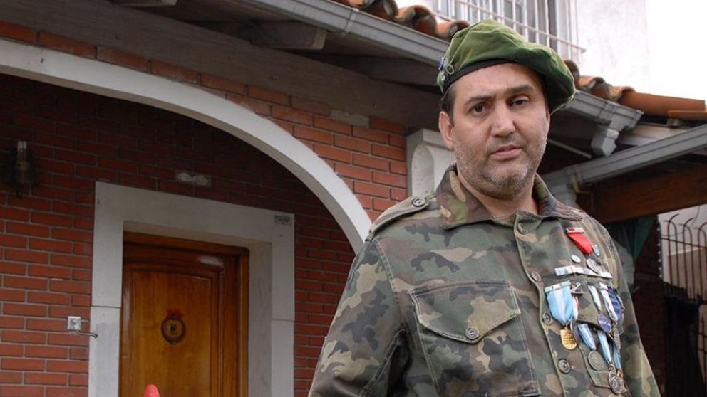 Altieri. Espera con ansias reencontrarse con su casco de guerra.