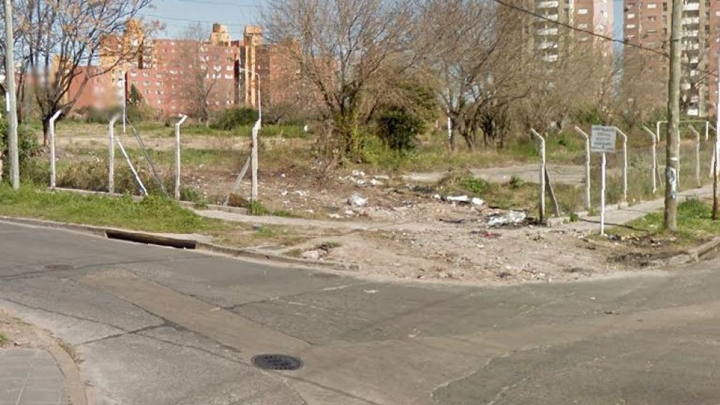 Acá apareció el automóvil abandonado con el cadáver en su interior. (Google Street View)