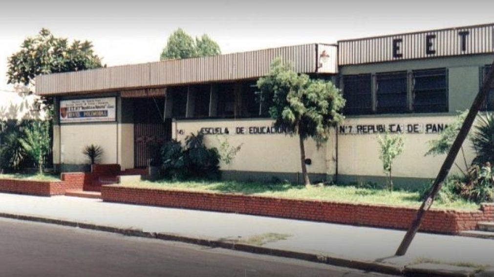 Dos incendios y un robo en una semana en escuela de Valentín Alsina