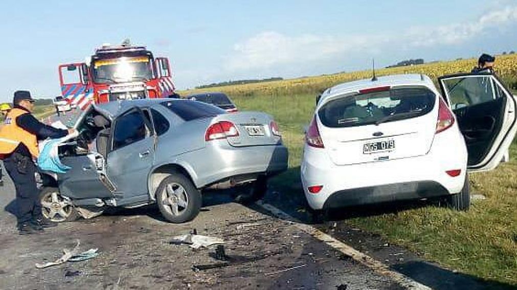 Así quedaron los vehículos siniestrados (gentileza La Brújula/LU24).