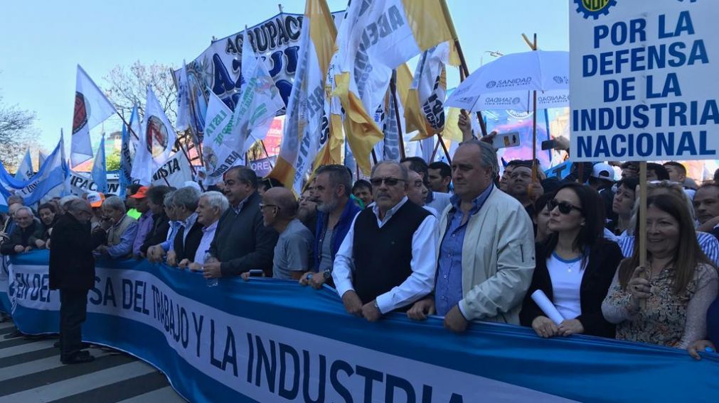 Los sindicatos de la CGT no descartan una movilización.