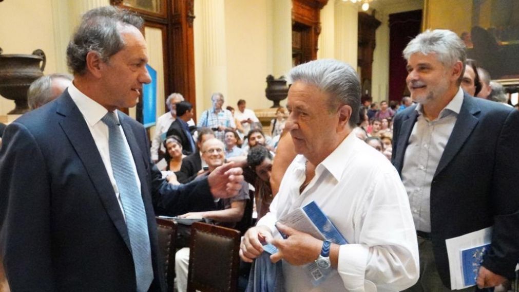Scioli junto a Duhalde y Filmus.