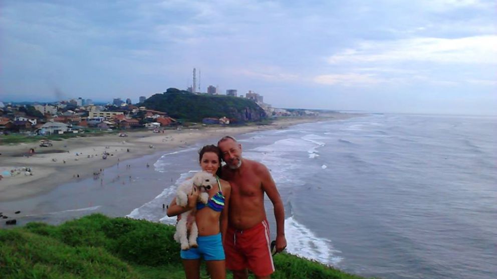 Daniel Barizone junto a su hija. (Facebook)