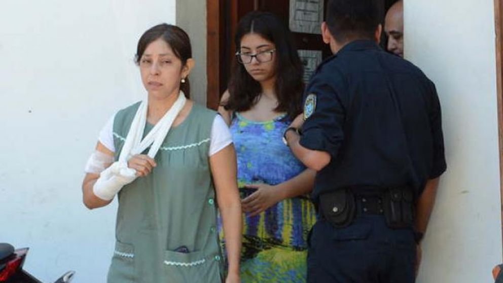 La vicedirectora relató los hechos ocurridos. (Gentileza El Liberal).