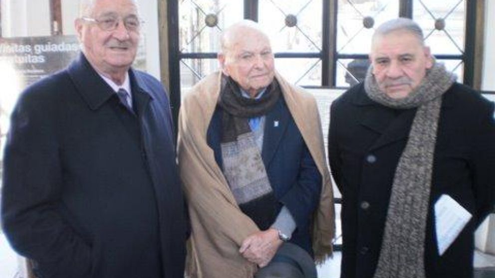Dulio Brunello, Rodolfo Decker y Roberto Di Sandro.