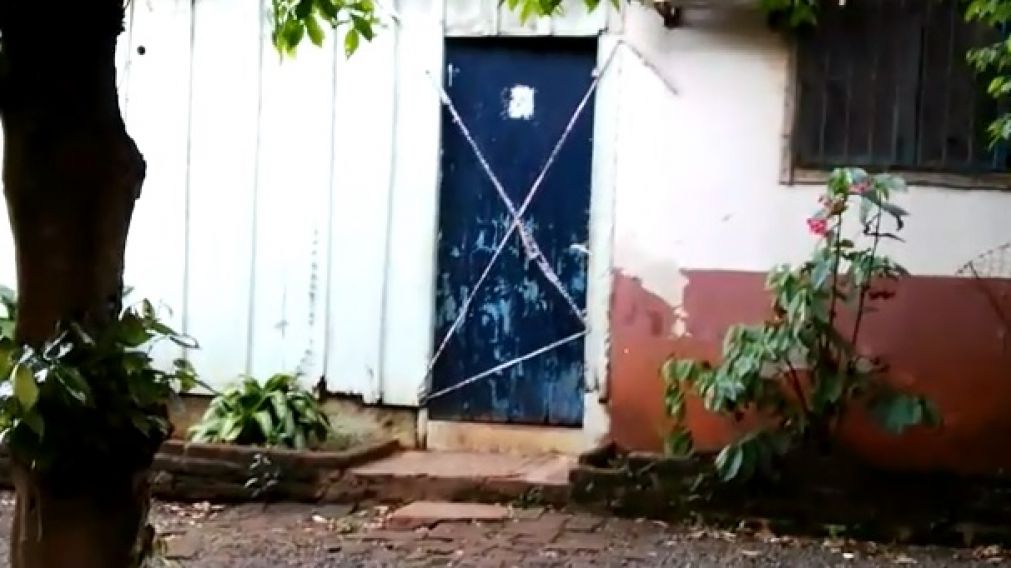 En este domicilio de Av. Salvador Miqueri y calle 45 B mataron a María Belén.