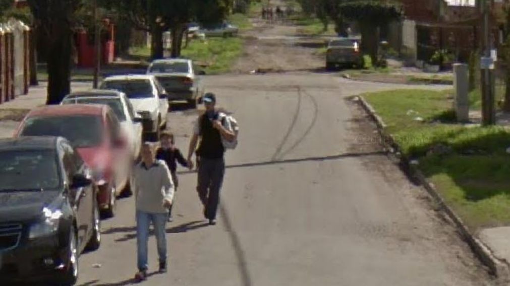 Murió degollado en pelea callejera