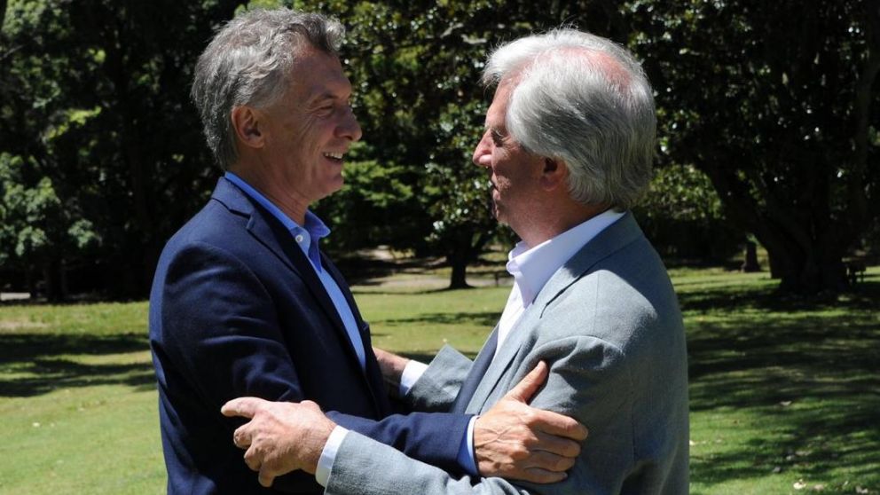 Los presidentes de Argentina y Uruguay analizaron la crisis venezolana.
