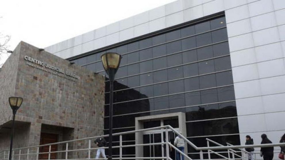 La causa fue remitida a la Unidad de Abusos Sexuales de La Banda, a cargo de la Dra. María Alicia Falcione.