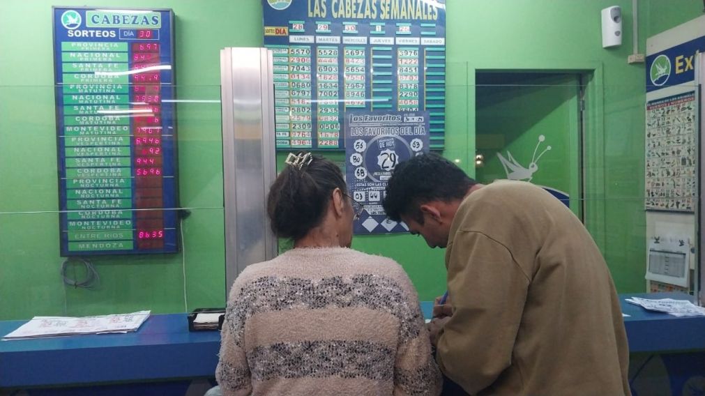 El Cronicazo de hoy, con todos los números de la suerte para la Quiniela: ¿Cuál es el gran candidato?