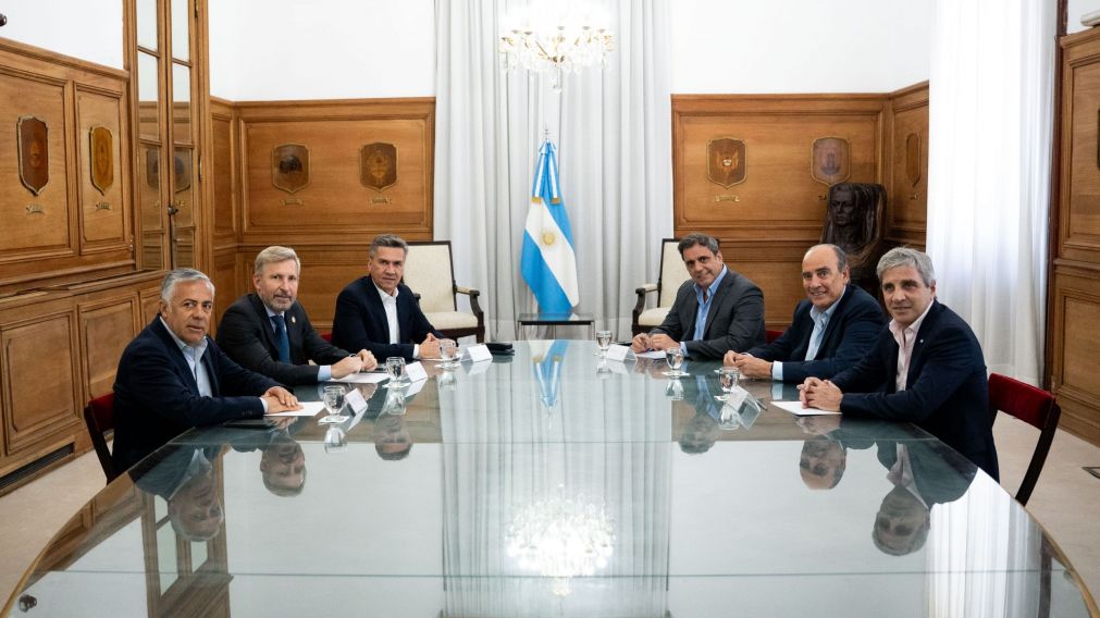 Se reúne la mesa federal con gobernadores en la Casa Rosada.