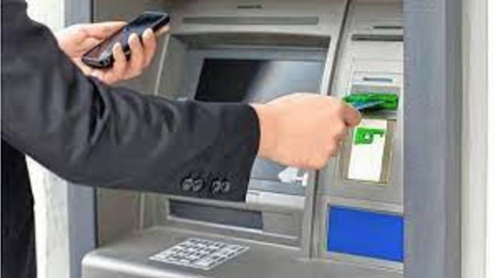 ¿Cuánto efectivo puedo extraer del cajero automático?.