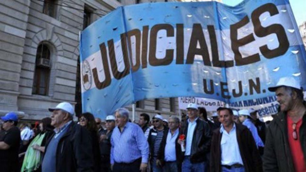 Judiciales, en estado de alerta y movilización.