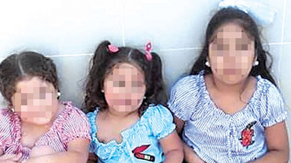 Nada se sabe de estos tres angelitos, que se los llevó su madre.