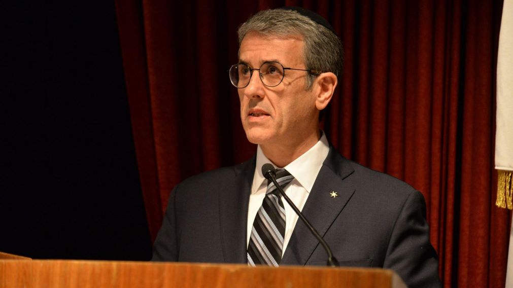 Agustín Zbar, titular de la AMIA.