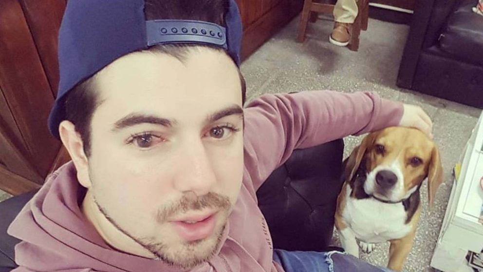 La víctima salía con la hijastra del detenido.
