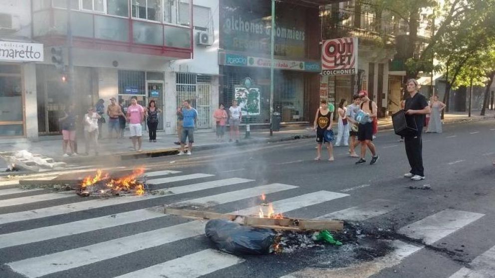 El corte masivo afectó tanto a Capital como a parte del conurbano.