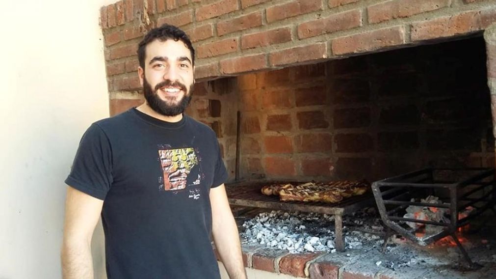 Manuel Sánchez tiene 29 años y es estudiante de Medicina.