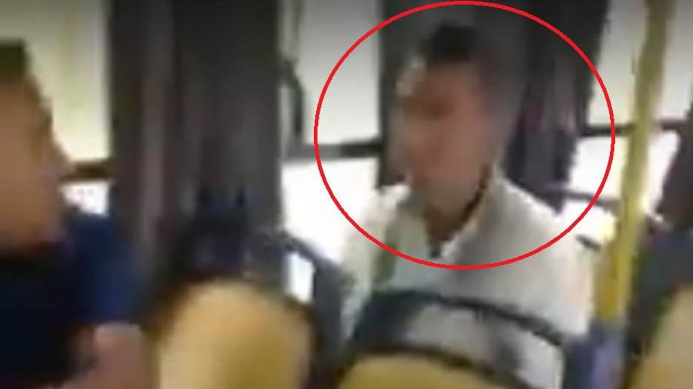 El hombre fue escrachado en las redes sociales por una chica.