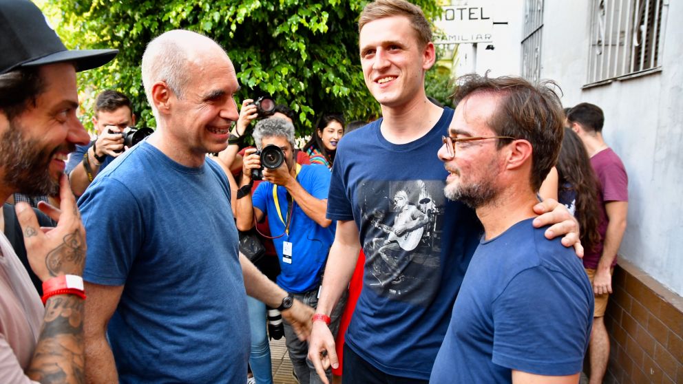 Larreta, junto a los vecinos.