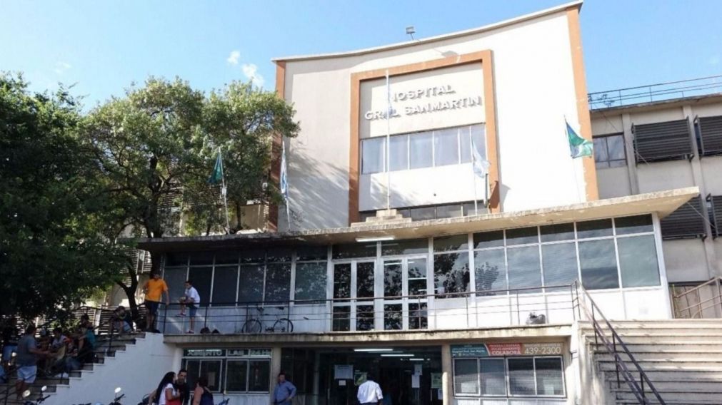 Est� internado en el Hospital San Mart�n. (Archivo)