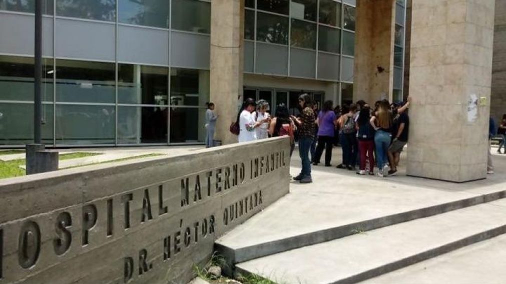En el Hospital Materno Infantil de San Salvador, será intervenida la menor.