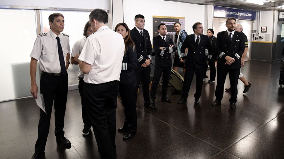 Los pilotos dieron marcha atr�s y finalmente habr� vuelos 
