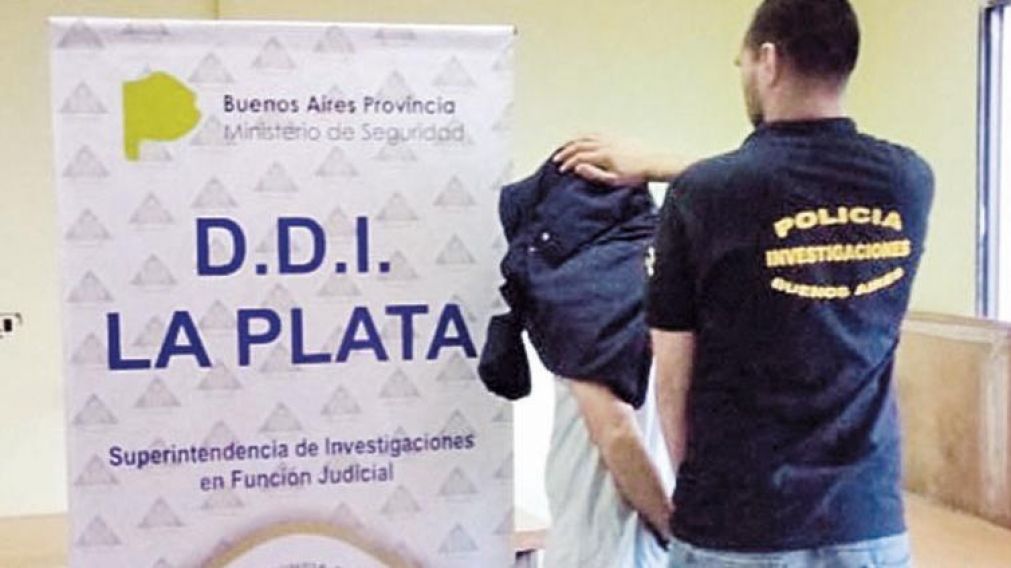 Así detuvieron al sujeto.