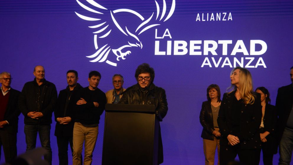 Javier Milei planteó los problemas políticos pero seguirá con el ajuste económico.