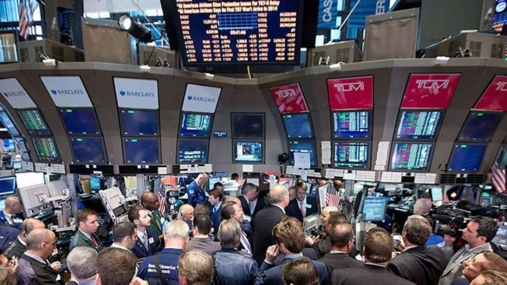 Los papales locales en Nueva York comenzaron el martes en verde tras el retroceso de 24% que registraron luego de la derrota del Gobierno en la Provincia de Buenos Aires.