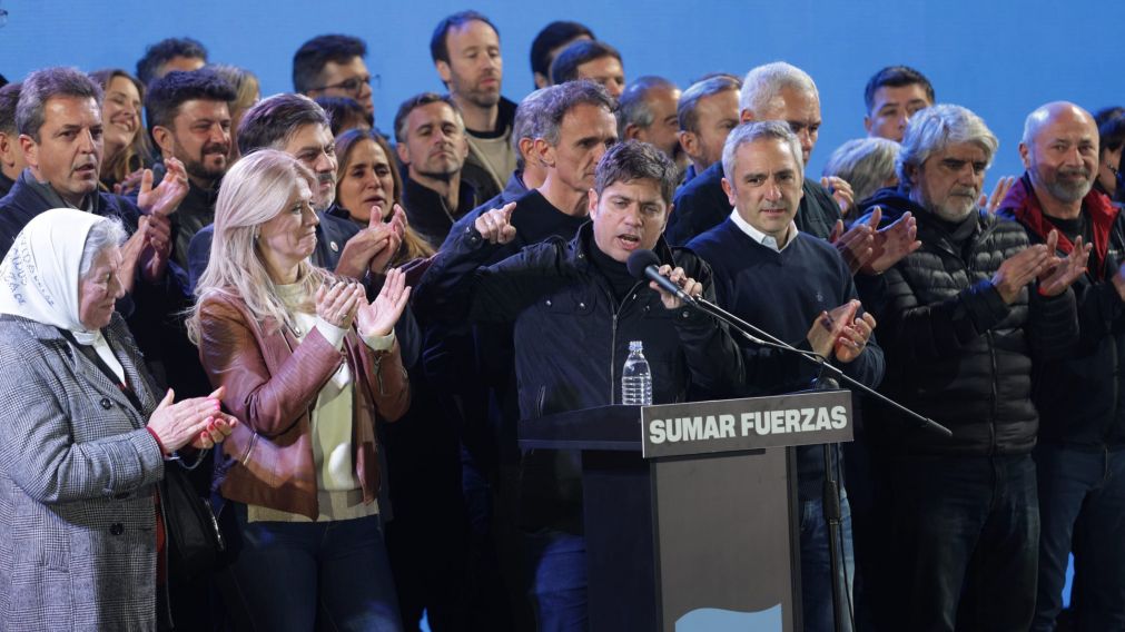 Para Kicillof, Milei "no puede gobernar por vetos y por decretos".
