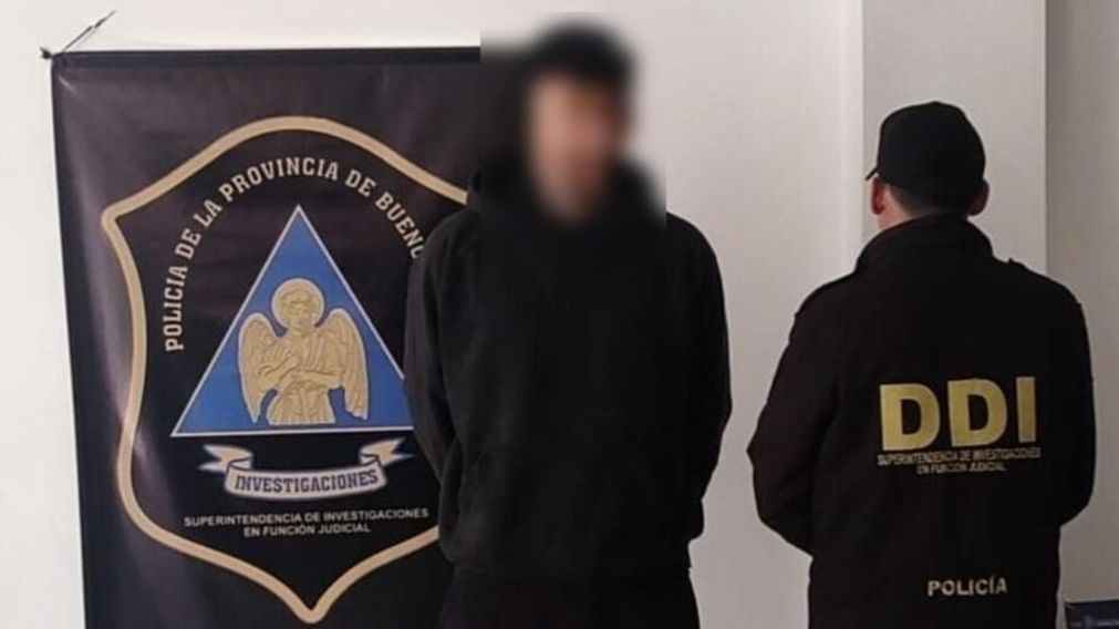 Este es el sujeto, de 25 años, que resultó aprehendido por los investigadores policiales.