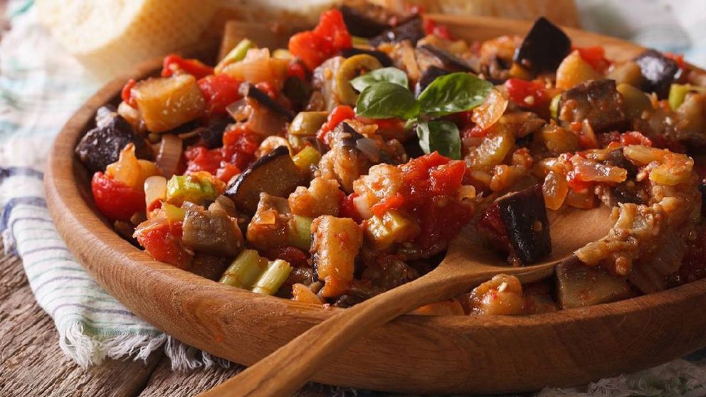 Cómo preparar una deliciosa "Caponata", el guiso italiano que conquista con su sabor agridulce