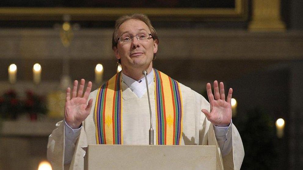El religioso dice que busca "reflexionar y profundizar la relación con Dios".