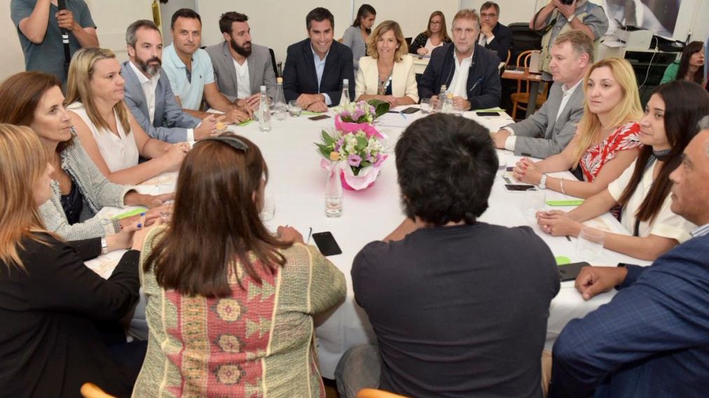 Los dirigentes de ambas cámaras se reunieron en Mar del Plata.