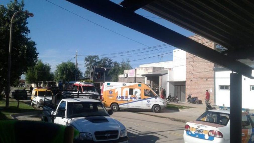 Intentaban engancharse a la luz y murieron electrocutados 