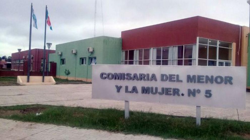 Encontró a nene de 5 años practicándole sexo oral a su hijo de 2