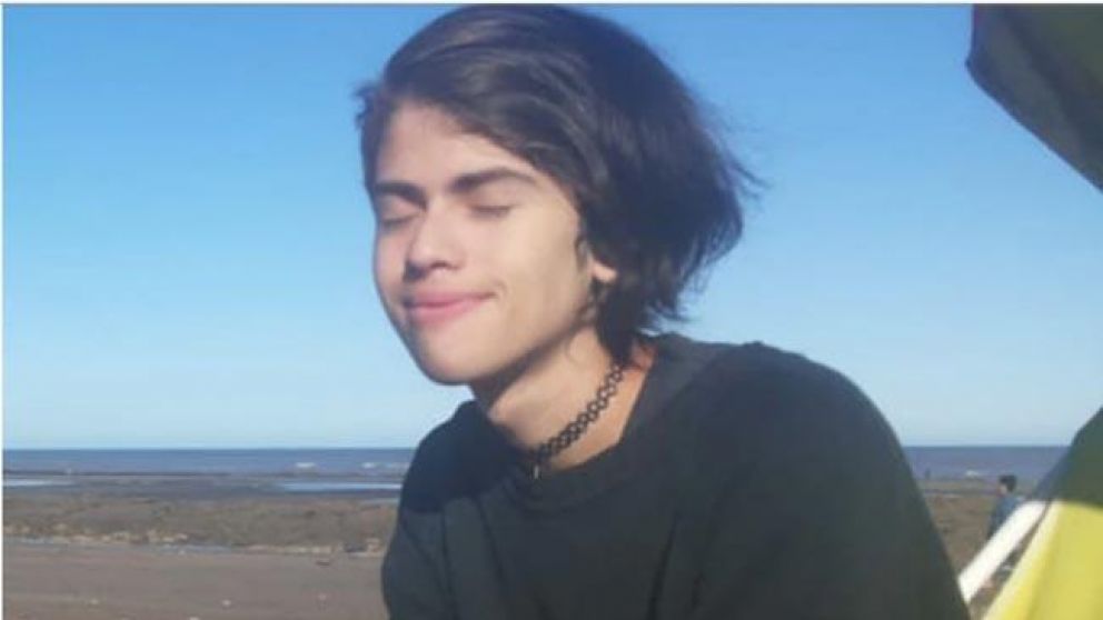 Agustín tenía 18 años y se mató por una falsa denuncia.