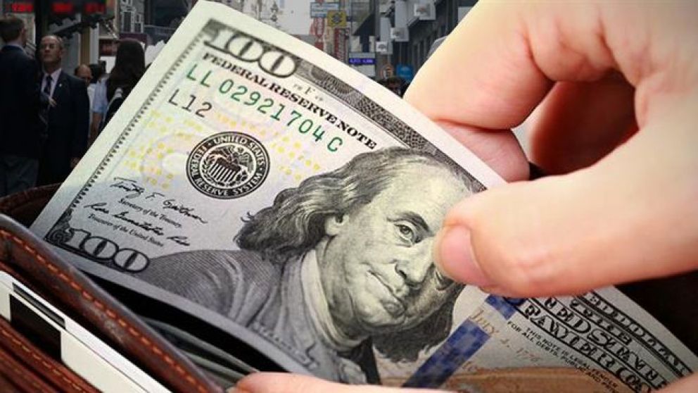 La divisa estadounidense terminó en alza después de mucho tiempo.