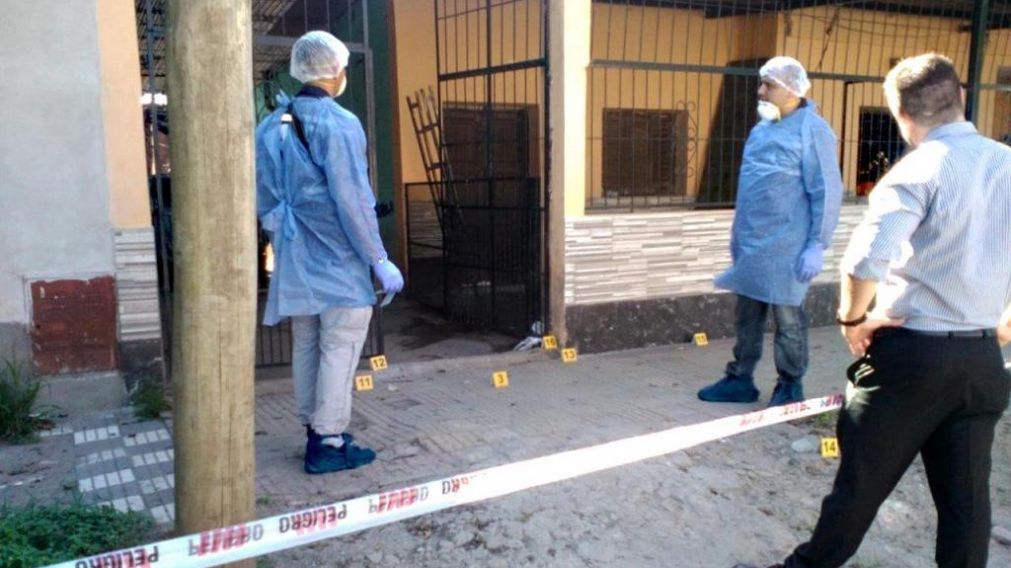 El comerciante y un ladrón fallecieron por la balacera entre ambos por el robo (Iustrativa).