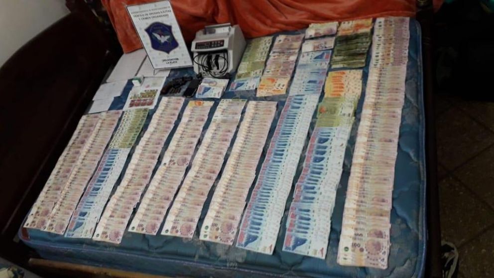 Los polic�as hab�an sido alertados previamente.