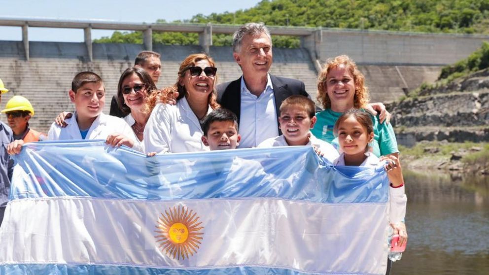 "El lazo que nos une", así tituló el mandatario su publicación.