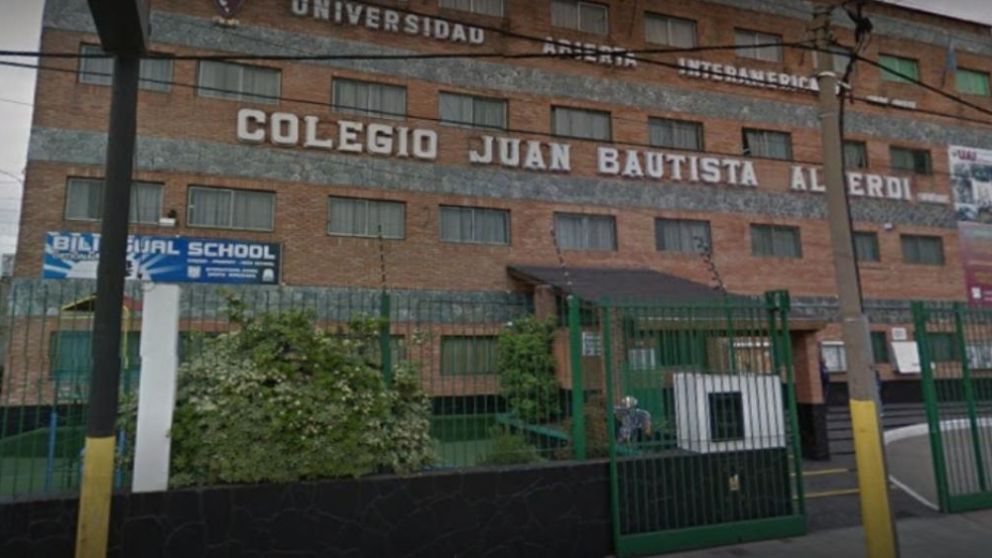 En este establecimiento, el degenerado abuso de los menores.