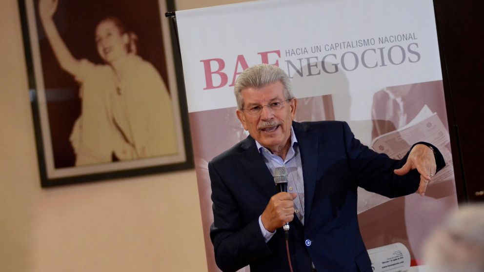 El ex presidente del Banco Central, Juan Carlos Fábrega expuso en el ciclo organizado por el diario BAE NEGOCIOS.(Fernando Pérez Re/Diario Crónica)