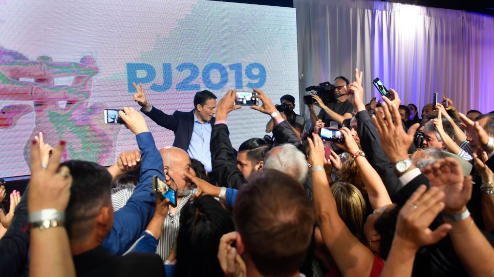 Fernando Gray asume la presidencia del PJ bonaerense.