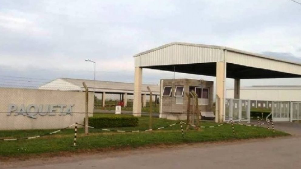 La fábrica Paquetá, emplazada en el parque industrial de Chivilcoy, cerró sus puertas.