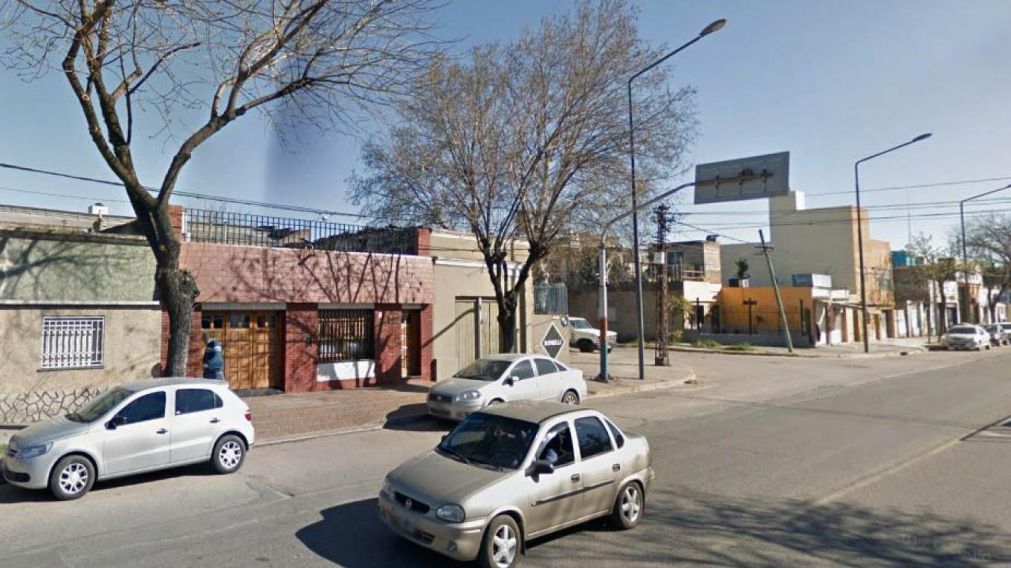 En esta vivienda se desat� el ataque de la mujer. (Google street view).