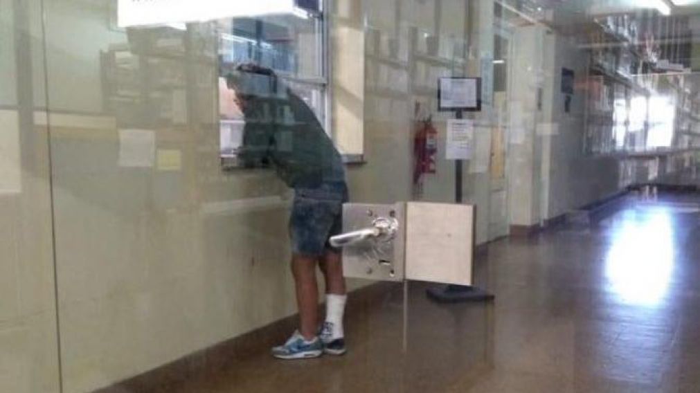 Tras ser liberado, decidió asesorarse por su propia cuenta. (Twitter)